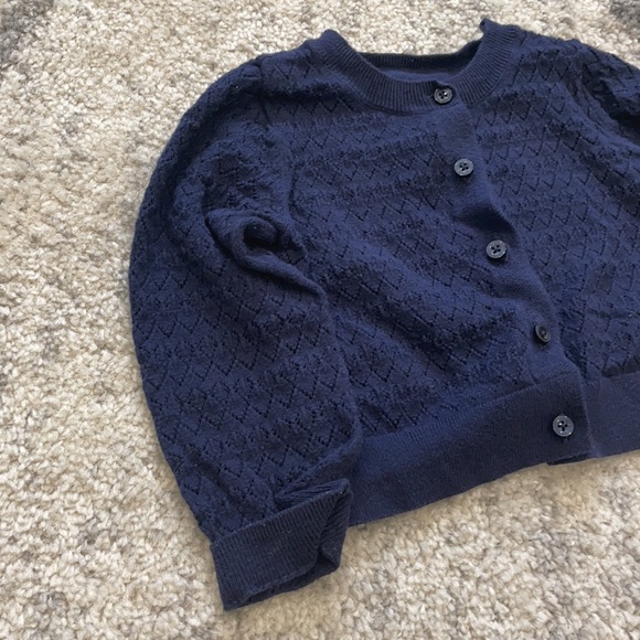 🌻 3/$10 Mini Cardigan - Picture 3 of 7